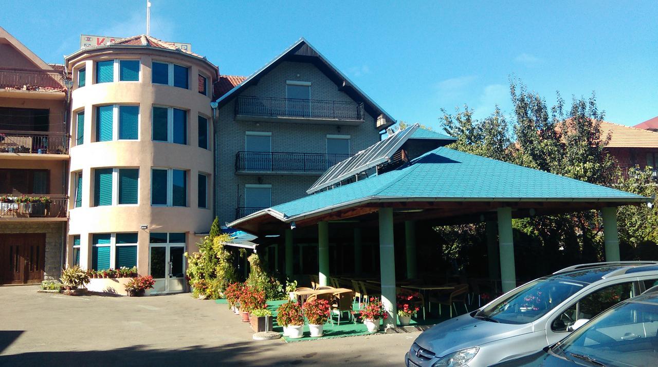 Bed & Breakfast Karavan Raška Eksteriør bilde