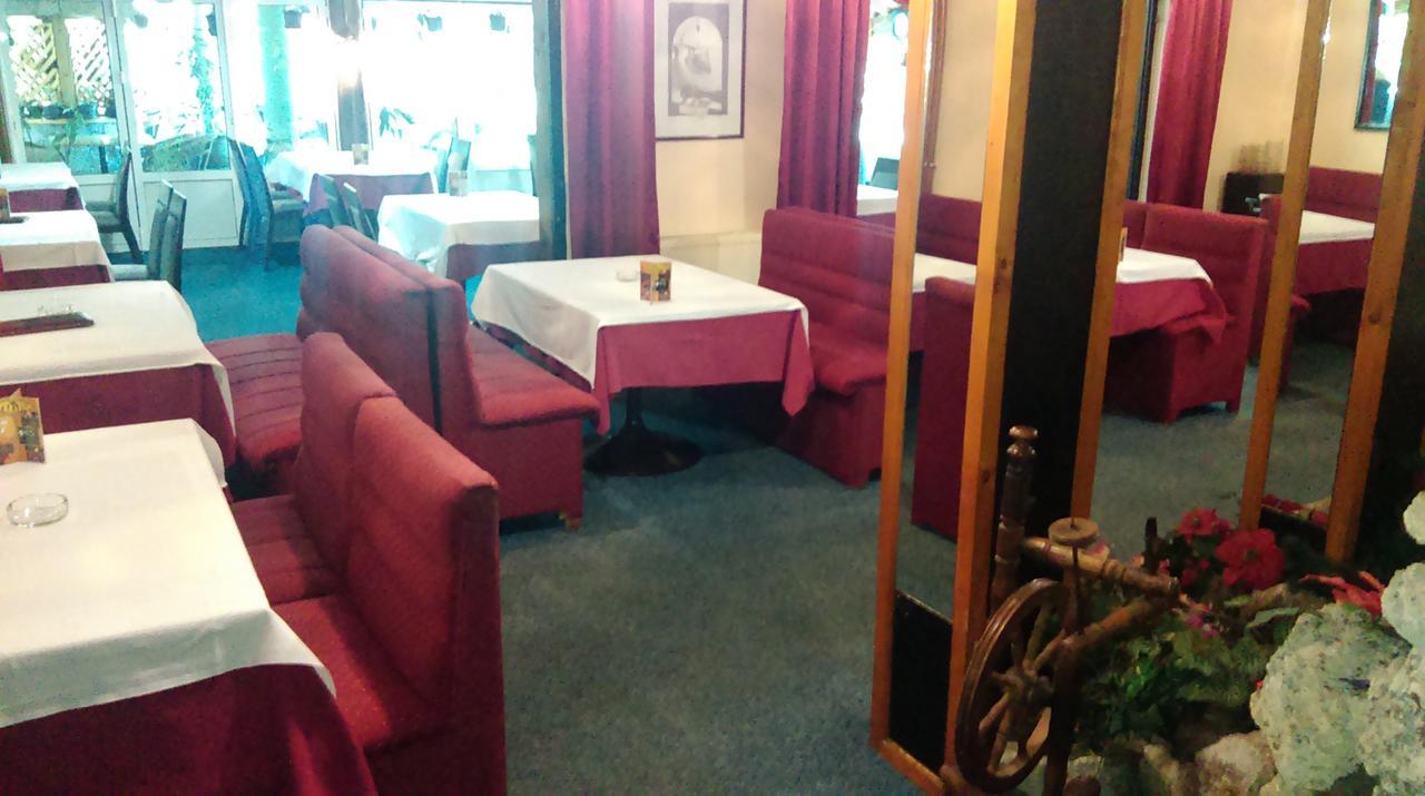 Bed & Breakfast Karavan Raška Eksteriør bilde
