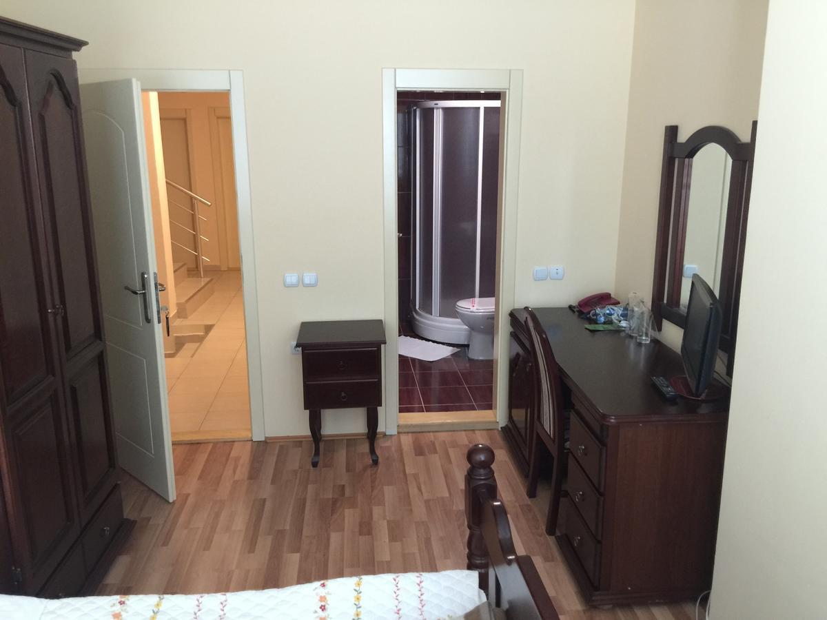 Bed & Breakfast Karavan Raška Eksteriør bilde