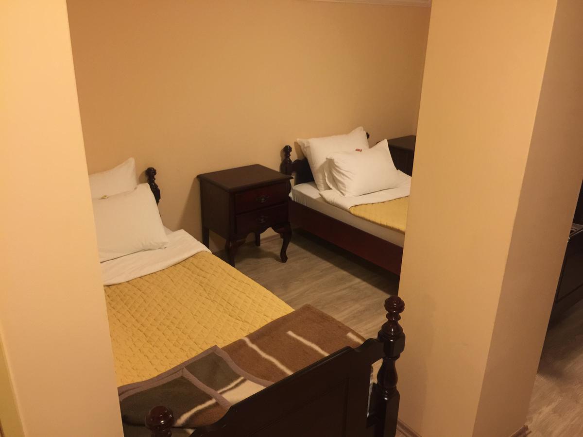Bed & Breakfast Karavan Raška Eksteriør bilde