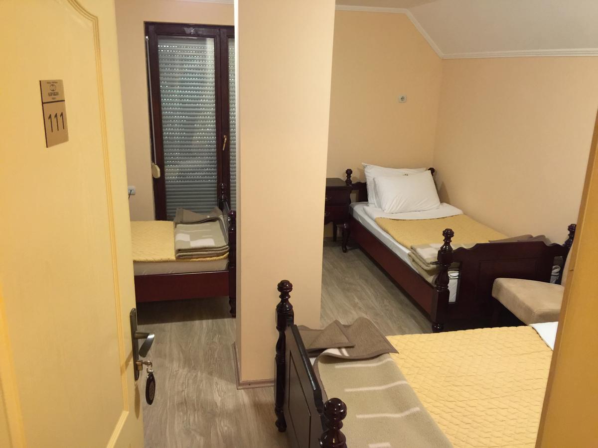 Bed & Breakfast Karavan Raška Eksteriør bilde