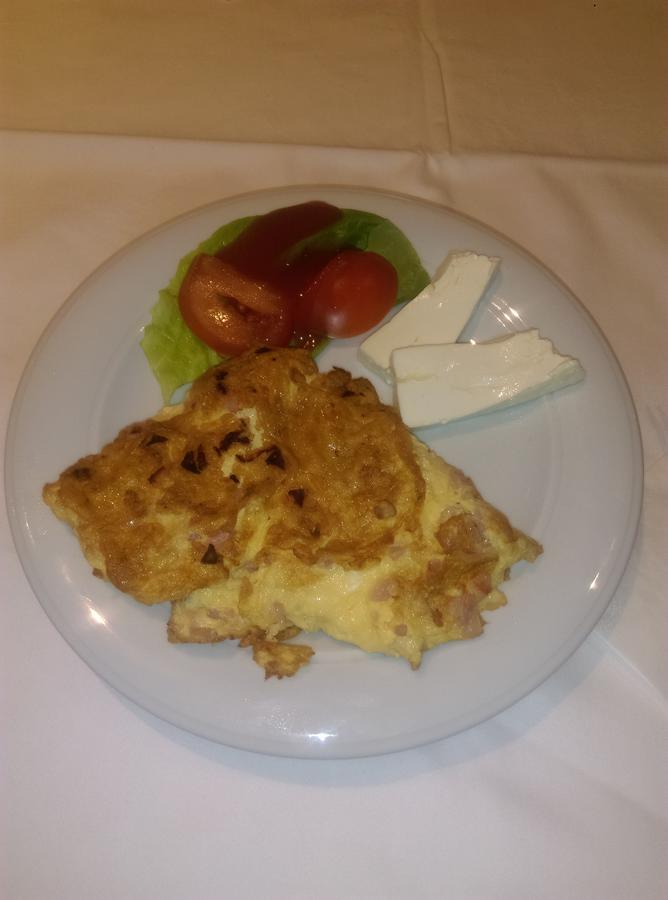 Bed & Breakfast Karavan Raška Eksteriør bilde